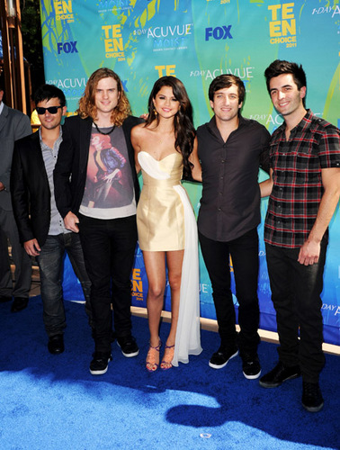 Selena - Teen Choice Awards - August 07, 2011