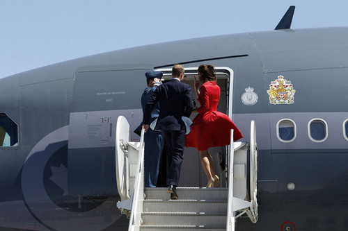  Prince William and Kate Middleton at Calgary International Airport