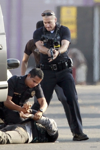  jake gyllenhaal at the set of END OF WATCH