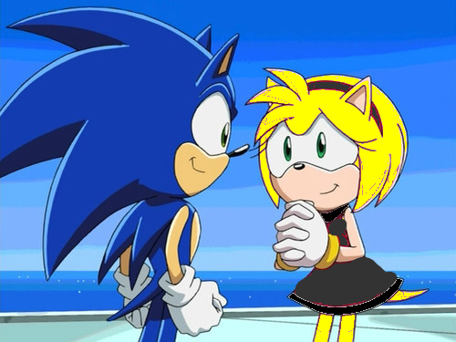 rose and sonic at the beach