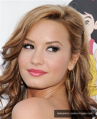 Which Demi Lovato hair colour is your favourite