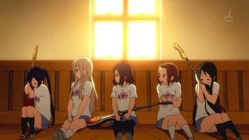 (S2)Early in the 2nd season, Mio and Azunyan both also started calling their instruments by pet names, thanks to Yui. What are they, and what EP were they named?