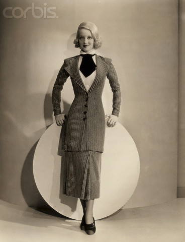  CELEBRITY HEIGHT - How tall was Bette Davis?