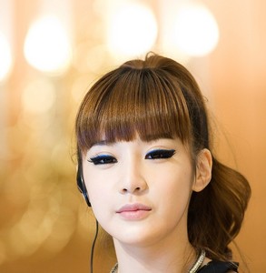  What is Park Bom's role in 2NE1?