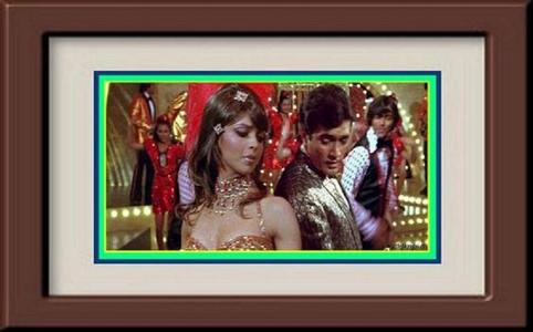  Super bituin Rajesh Khanna has appeared in a song with Deepika Padukone in which movie?