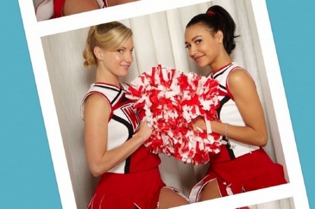  What did Sue put in Brittany and Santana's lockers?