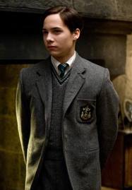  Tom Marvolo Riddle is a Harry Potter-character, but what is his Swedish name?