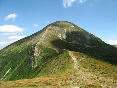  The highest point of Ukraine is ... mountain