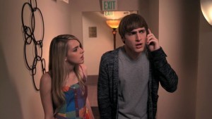  What song was playing when Kendall and Jo were running around with a ghetto blaster in order to fool Mr.Bitters? (Big Time Party)