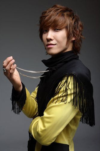 what is lee joon date of born