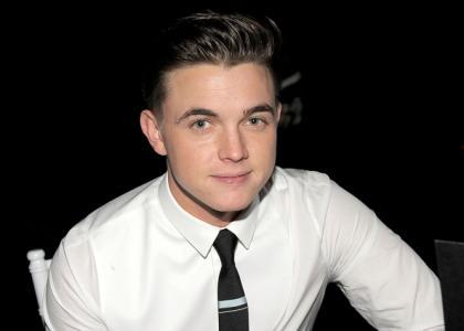 How old is Jesse McCartney?