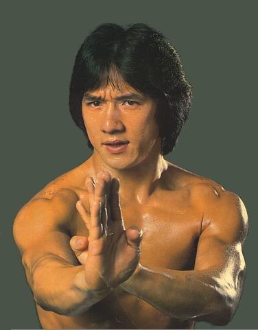  True ou False: Jackie Chan started practicing kung fu for his movie career.