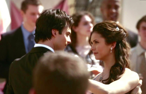  Lyrics: "All my agony fades away, when toi hold me in your embrace." What song is Damon dancing with Elena to?