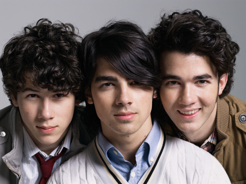 Jonas Brothers: Living the Dream: 1 x 2