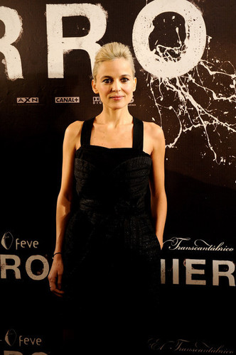  Elena ANAYA --Hierro- 'Habitacion en Roma' Premiere