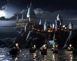  Hogwarts at night