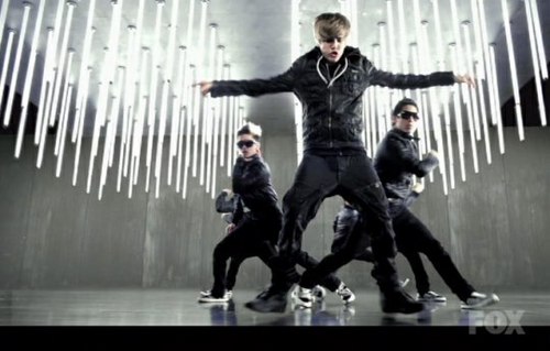  Justin and Usher-Somebody To upendo muziki video