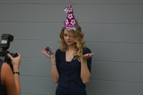 Taylor celebrating her brother's birthday 