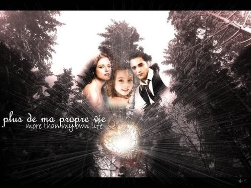 ~Edward, Bella, & Renesmee~