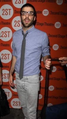  Zachary Quinto - "Trust" Off-Broadway Opening Night 13/08/10