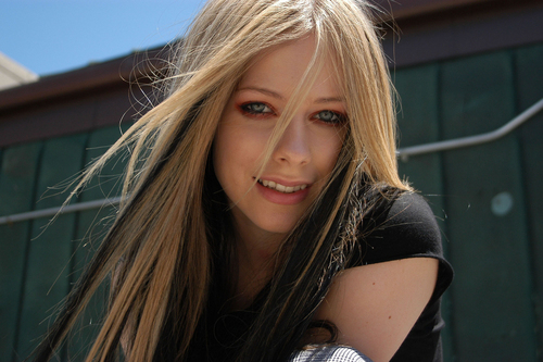  **Avril**