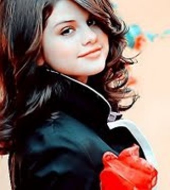  Selena Cutie