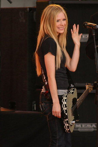  Avril live - I cinta this pic ♥