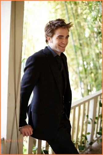  New/old Rob's outtakes sejak Stewart Shining in HQ