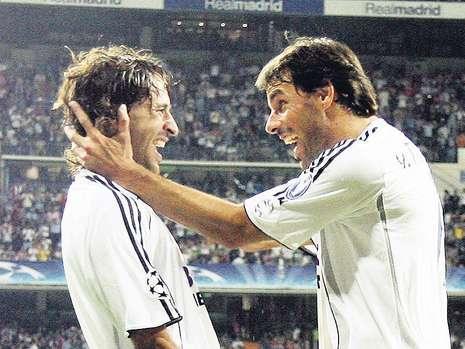  Raúl & Ruud 봉고차, 반 Nistelrooy