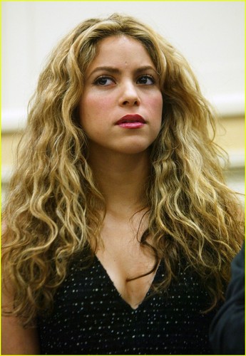  Shakira's Campaign for Education