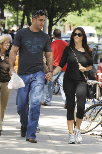  Sofia Vergara Walks with Her Boyfriend in SoHo