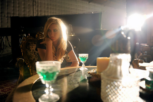  凯莎 at the 2010 VMA promo shoot.