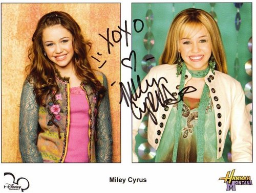  Miley's Autograph in the Hannah Montana Soundtrack cover
