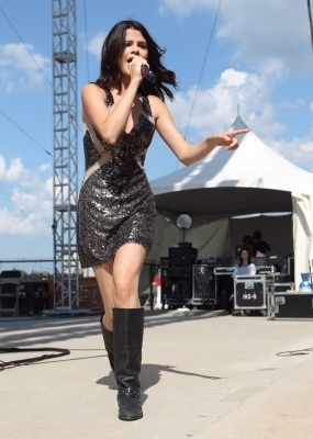  Selena performing in Indianapolis, IN