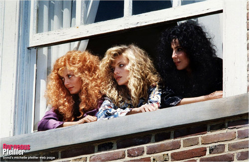  Cher, Michelle Pfeiffer, Susan Sarandon in the Witches of Eastwick