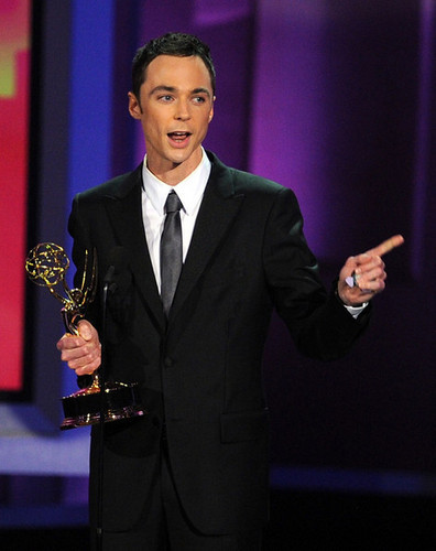  Jim @ 62nd Annual Primetime Emmy Awards - tunjuk