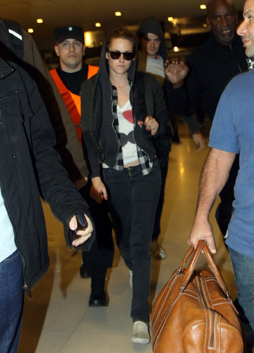  Kristen at the airport