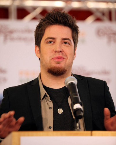  Lee DeWyze @ the Press Conference to Start Feeding America's Hunger Action महीना