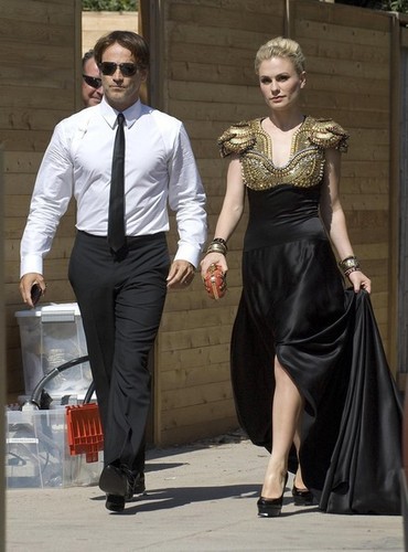  Stephen Moyer and Anna Paquin going to the Emmy Awards (August 29)