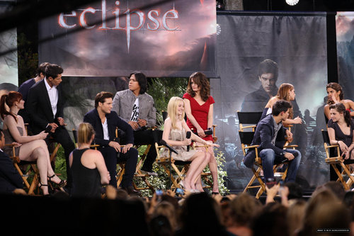  Ashley, Taylor and the Eclipse cast on Jimmy Kimmel Live!