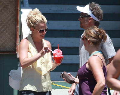  Britney out in Hawaii