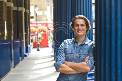  Jonathan In Londres