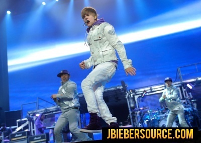  Justin performing in Madison Square Garden