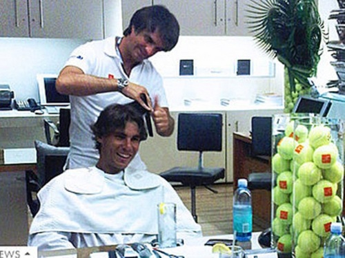  Rafa’s visit to a New York hairdressing salon Julien Farel