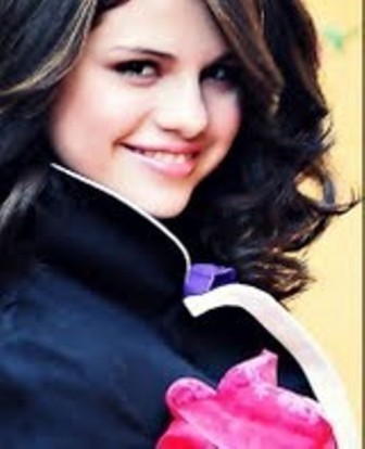  Selena Cutie.........