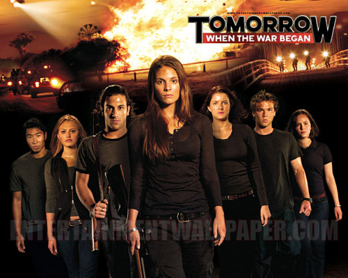  Tomorrow, When The War Began (2010)