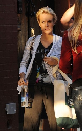  Carrie out in NYC