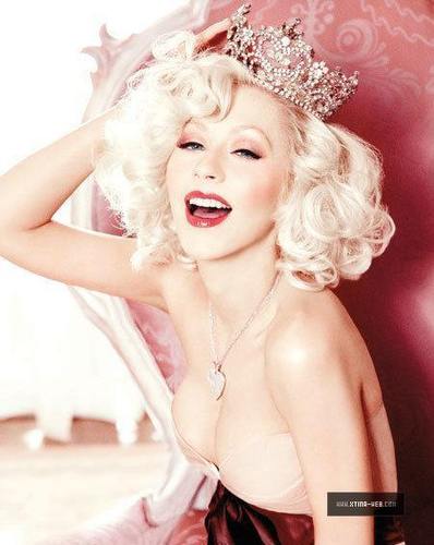  Christina Aguilera ‘Cosmopolitan UK’ Photoshoots