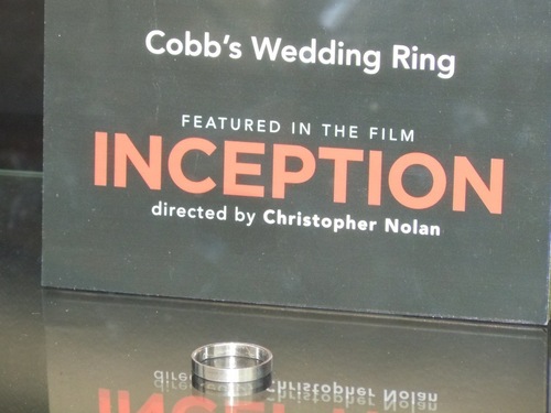  Cobb's wedding ring worn kwa Leonardo DiCaprio in Inception