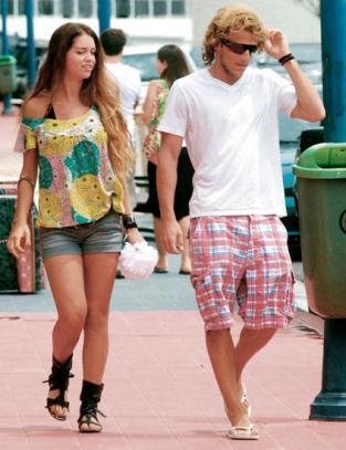  Diego Forlan with girlfriend Zaira Nara